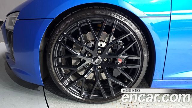 Audi R8 5.2 V10 Spyder