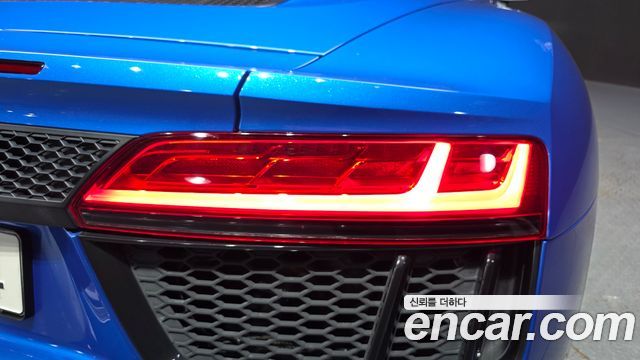 Audi R8 5.2 V10 Spyder