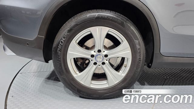 Mercedes-Benz GLC-Class GLC220 d 4MATIC