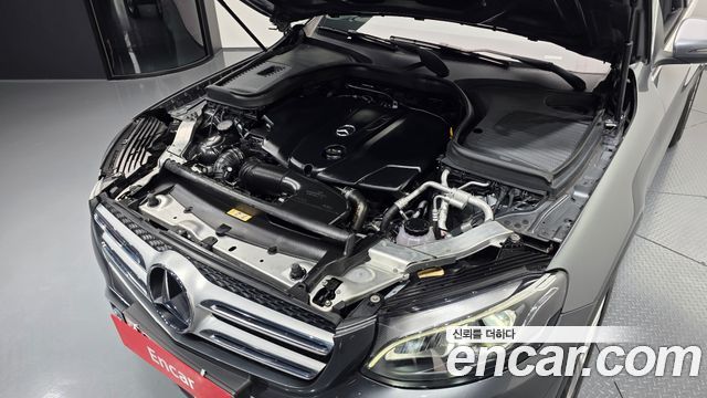 Mercedes-Benz GLC-Class GLC220 d 4MATIC