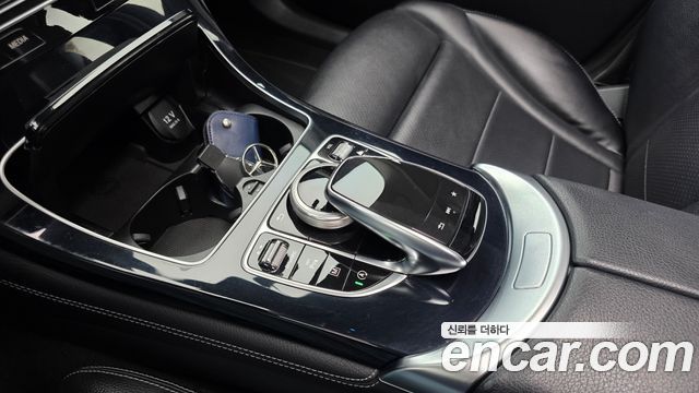Mercedes-Benz GLC-Class GLC220 d 4MATIC