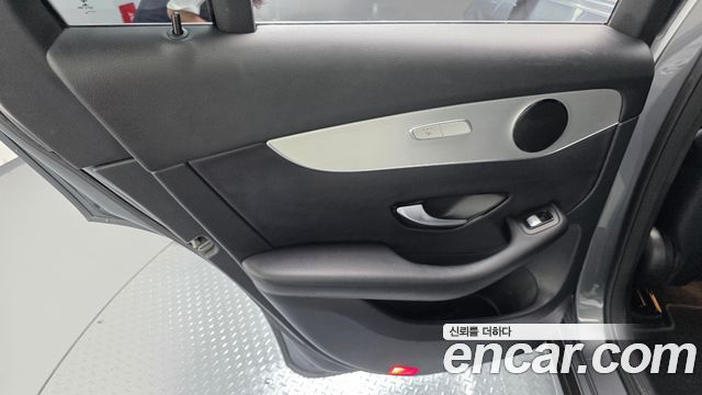 Mercedes-Benz GLC-Class GLC220 d 4MATIC