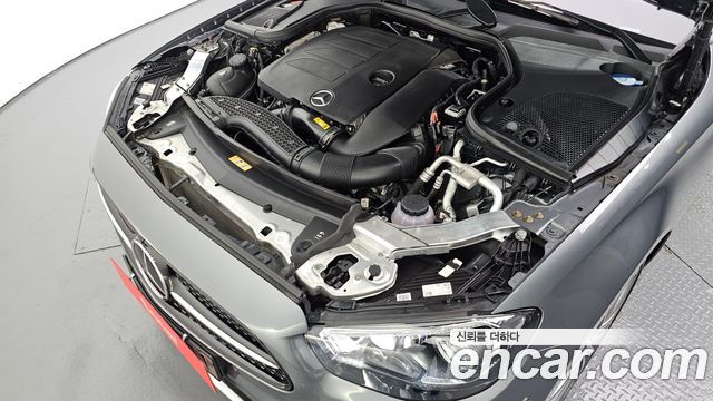 Mercedes-Benz E-Class E350 4MATIC AMG Line