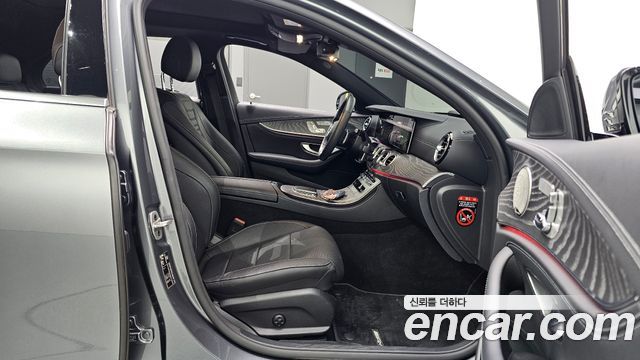Mercedes-Benz E-Class E350 4MATIC AMG Line