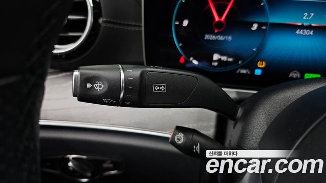 Mercedes-Benz E-Class E350 4MATIC AMG Line