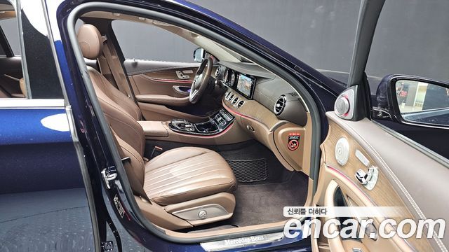 Mercedes-Benz E-Class E220d 4MATIC Exclusive