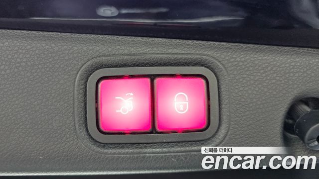 Mercedes-Benz E-Class E220d 4MATIC Exclusive