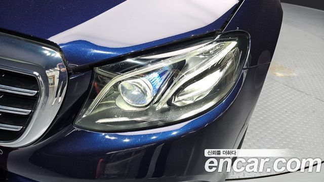 Mercedes-Benz E-Class E220d 4MATIC Exclusive
