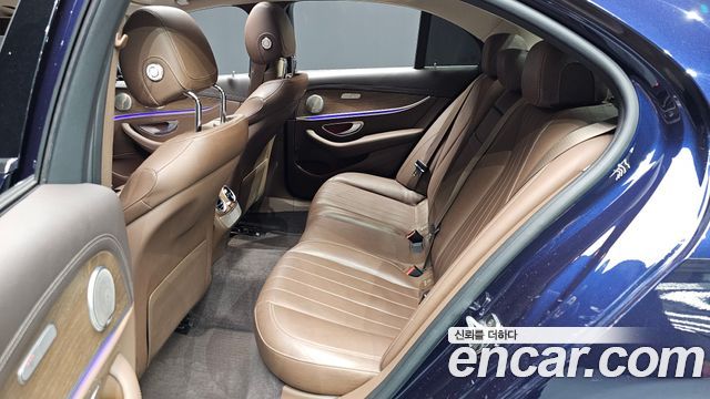 Mercedes-Benz E-Class E220d 4MATIC Exclusive