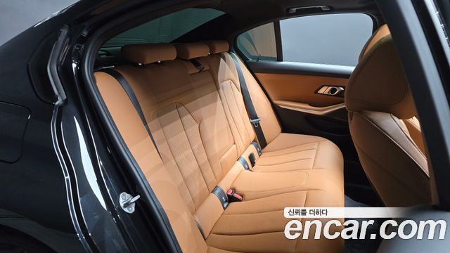 BMW 3-Series 320i M Sport