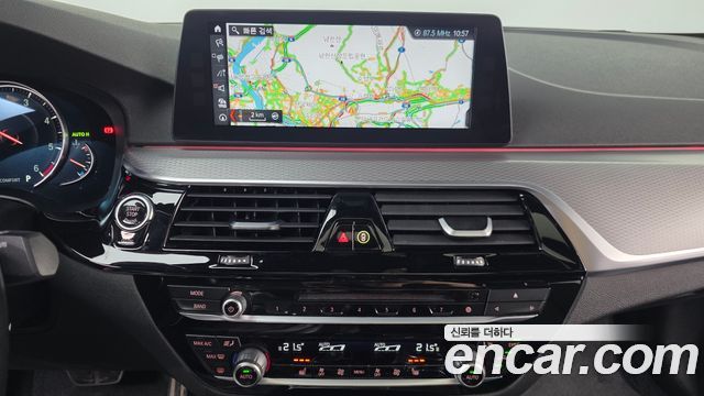 BMW 5-Series 520d M Sport package