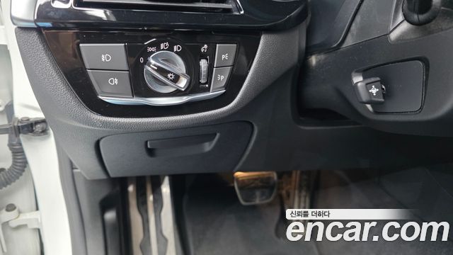 BMW 5-Series 520d M Sport package