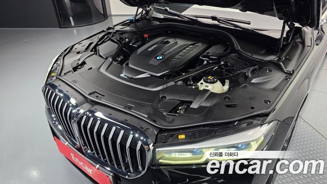 BMW 7-Series 730d xDrive M Sport