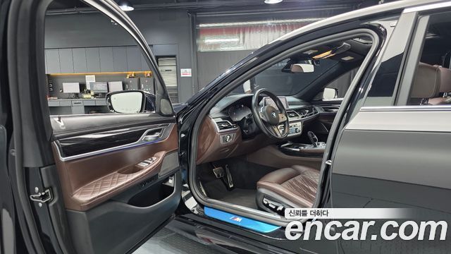 BMW 7-Series 730d xDrive M Sport