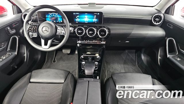 Mercedes-Benz A-Class A220 Hatchback