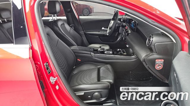 Mercedes-Benz A-Class A220 Hatchback
