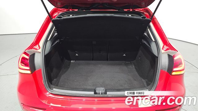Mercedes-Benz A-Class A220 Hatchback