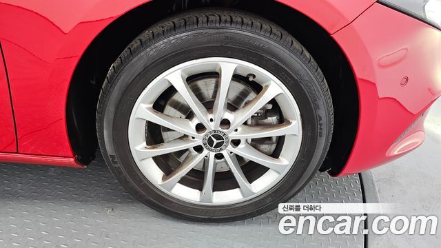 Mercedes-Benz A-Class A220 Hatchback