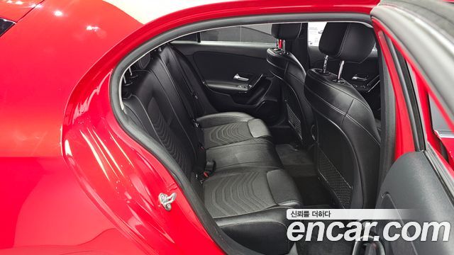Mercedes-Benz A-Class A220 Hatchback