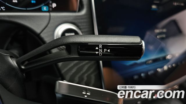 Mercedes-Benz E-Class E200 Avantgarde