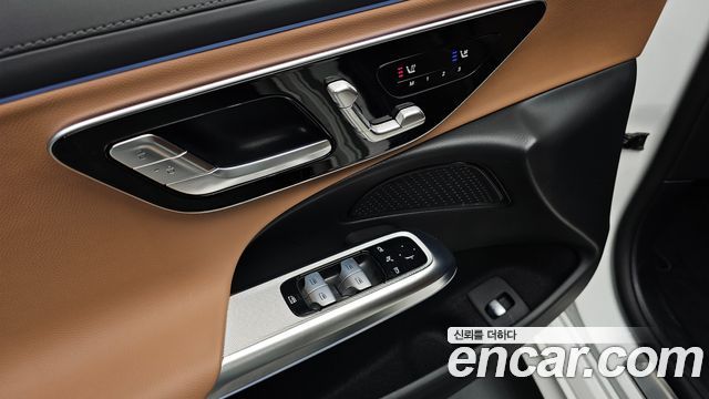 Mercedes-Benz E-Class E200 Avantgarde