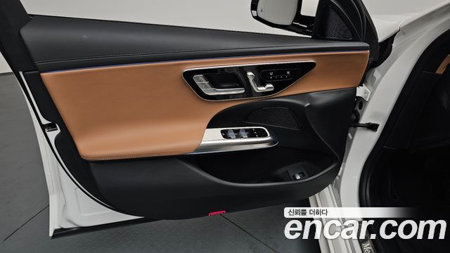 Mercedes-Benz E-Class E200 Avantgarde