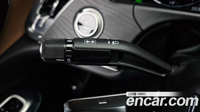 Mercedes-Benz E-Class E200 Avantgarde