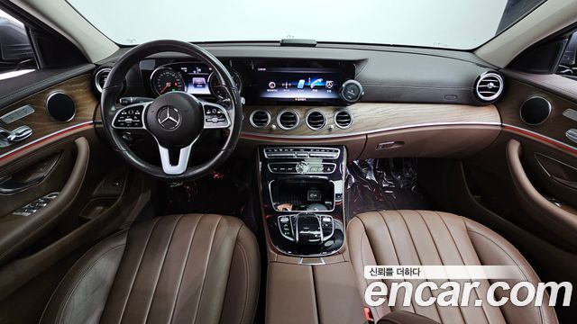 Mercedes-Benz E-Class E220d Exclusive