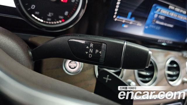 Mercedes-Benz E-Class E220d Exclusive