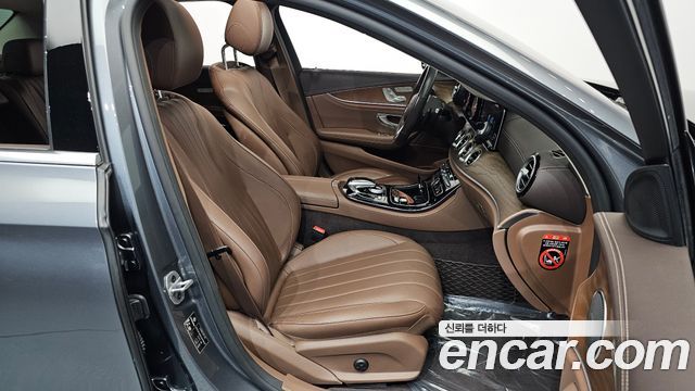 Mercedes-Benz E-Class E220d Exclusive
