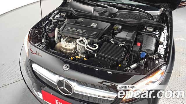 Mercedes-Benz GLA-Class GLA45 AMG 4MATIC