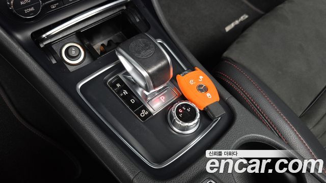 Mercedes-Benz GLA-Class GLA45 AMG 4MATIC