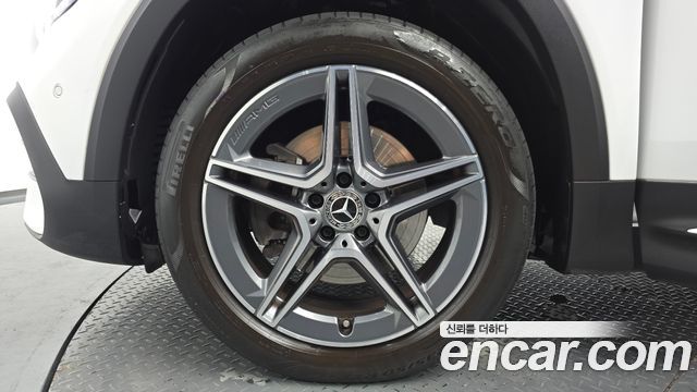 Mercedes-Benz GLB-Class GLB250 4MATIC