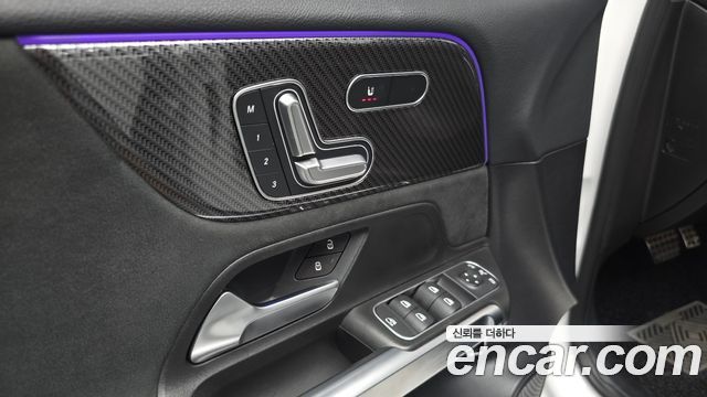 Mercedes-Benz GLB-Class GLB250 4MATIC