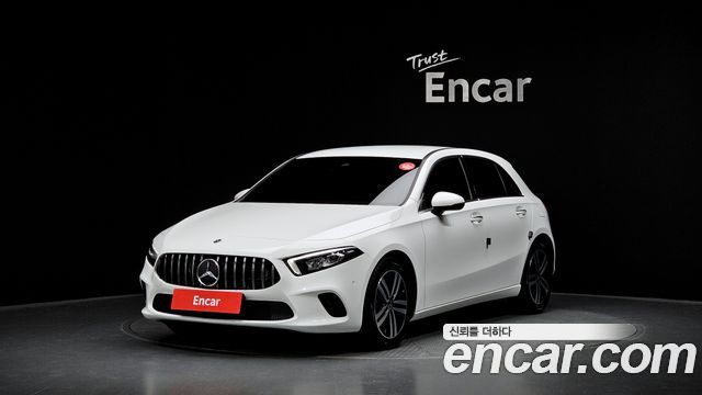 Mercedes-Benz A-Class A220 Hatchback