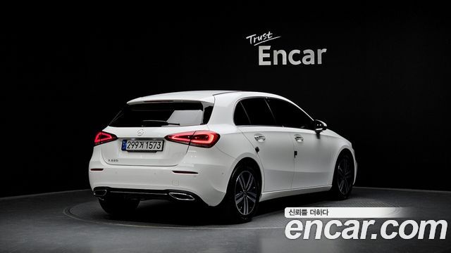 Mercedes-Benz A-Class A220 Hatchback