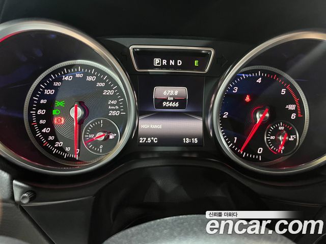 Mercedes-Benz G-Class G350 d Sport Package