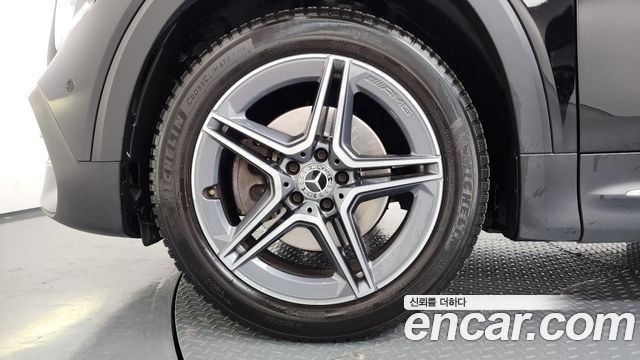 Mercedes-Benz GLB-Class GLB250 4MATIC