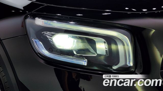 Mercedes-Benz GLB-Class GLB250 4MATIC