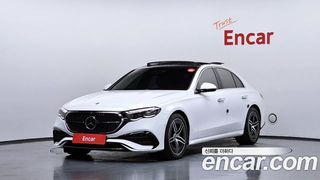 Mercedes-Benz E-Class E300 4MATIC AMG Line