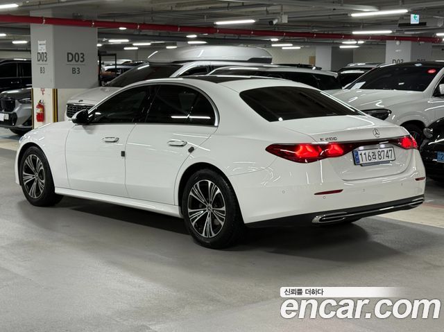 Mercedes-Benz E-Class E200 Avantgarde