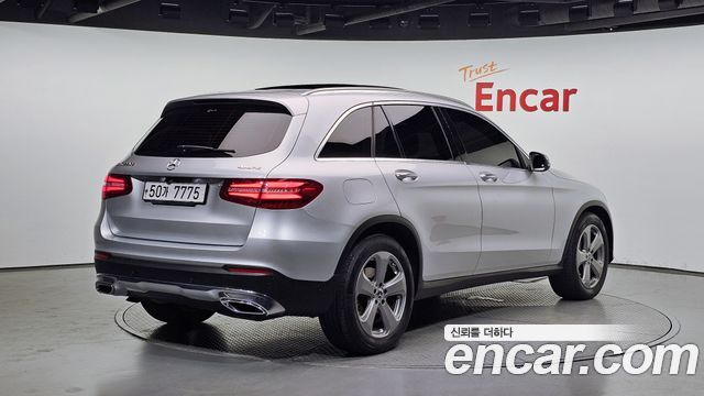 Mercedes-Benz GLC-Class GLC220 d 4MATIC Premium