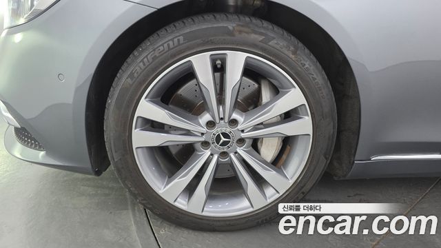 Mercedes-Benz S-Class S560L 4MATIC