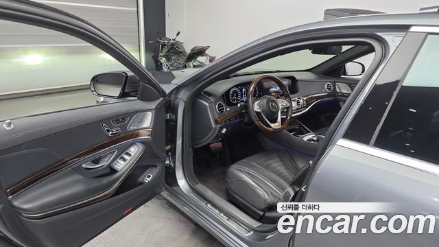 Mercedes-Benz S-Class S560L 4MATIC