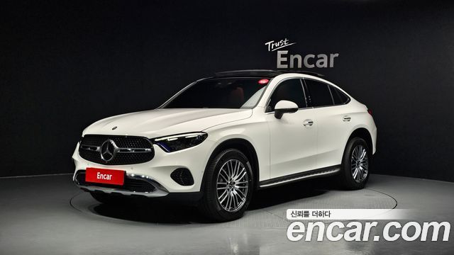 Mercedes-Benz GLC-Class GLC300 4MATIC Avnatgarde Coupe