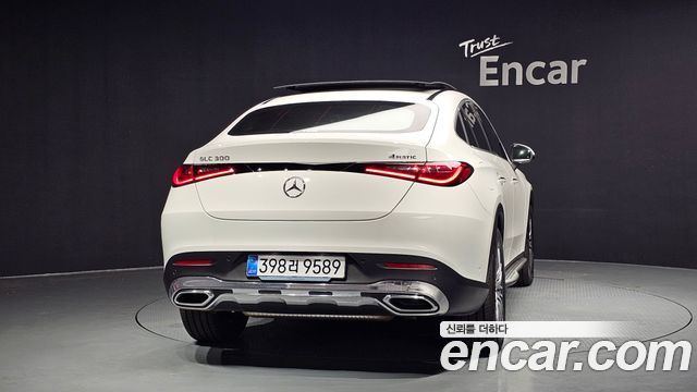 Mercedes-Benz GLC-Class GLC300 4MATIC Avnatgarde Coupe