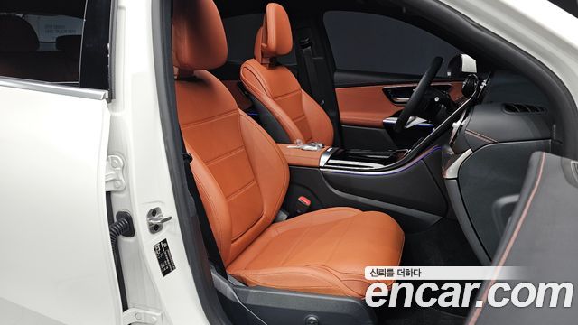 Mercedes-Benz GLC-Class GLC300 4MATIC Avnatgarde Coupe