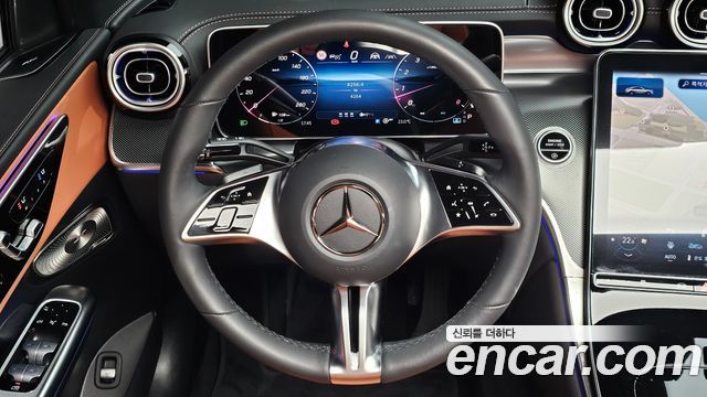 Mercedes-Benz GLC-Class GLC300 4MATIC Avnatgarde Coupe