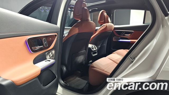 Mercedes-Benz GLC-Class GLC300 4MATIC Avnatgarde Coupe