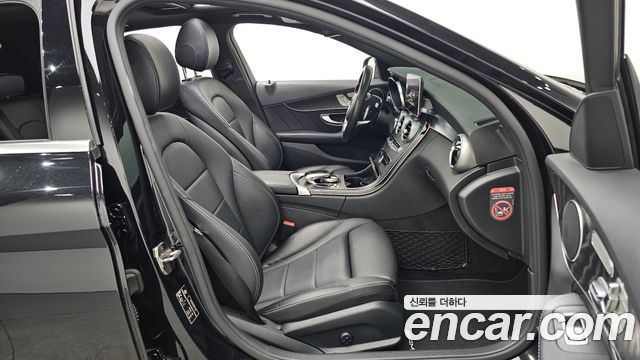 Mercedes-Benz C-Class C200 AMG Line